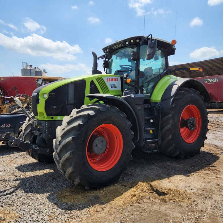 2022 Claas Axion 950 Image