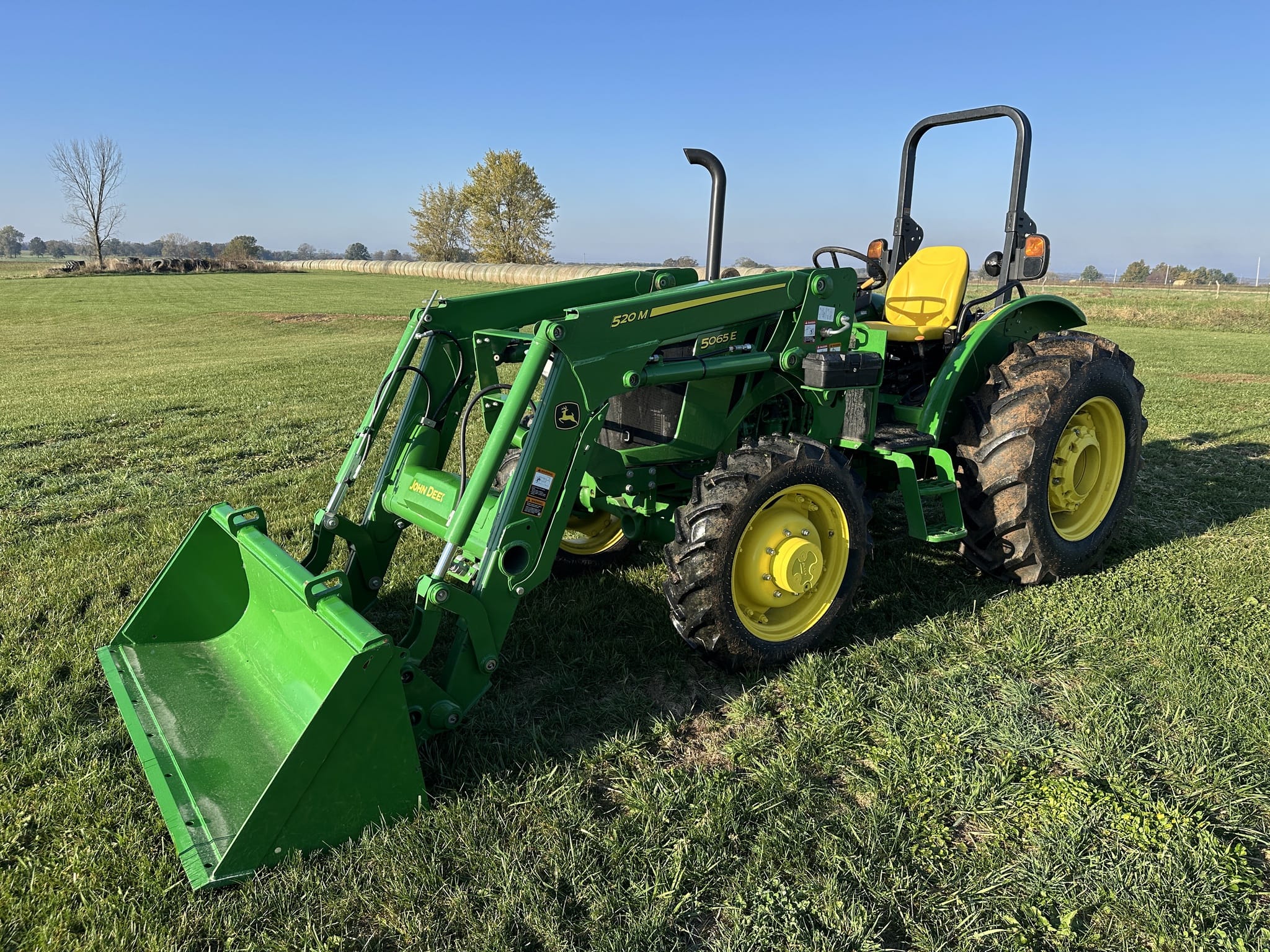 2022 John Deere 5065E Image