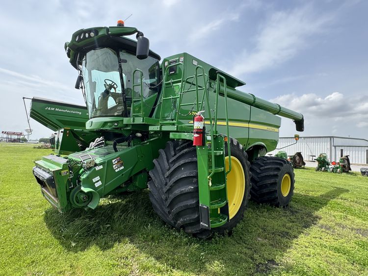 2018 John Deere S780 Image