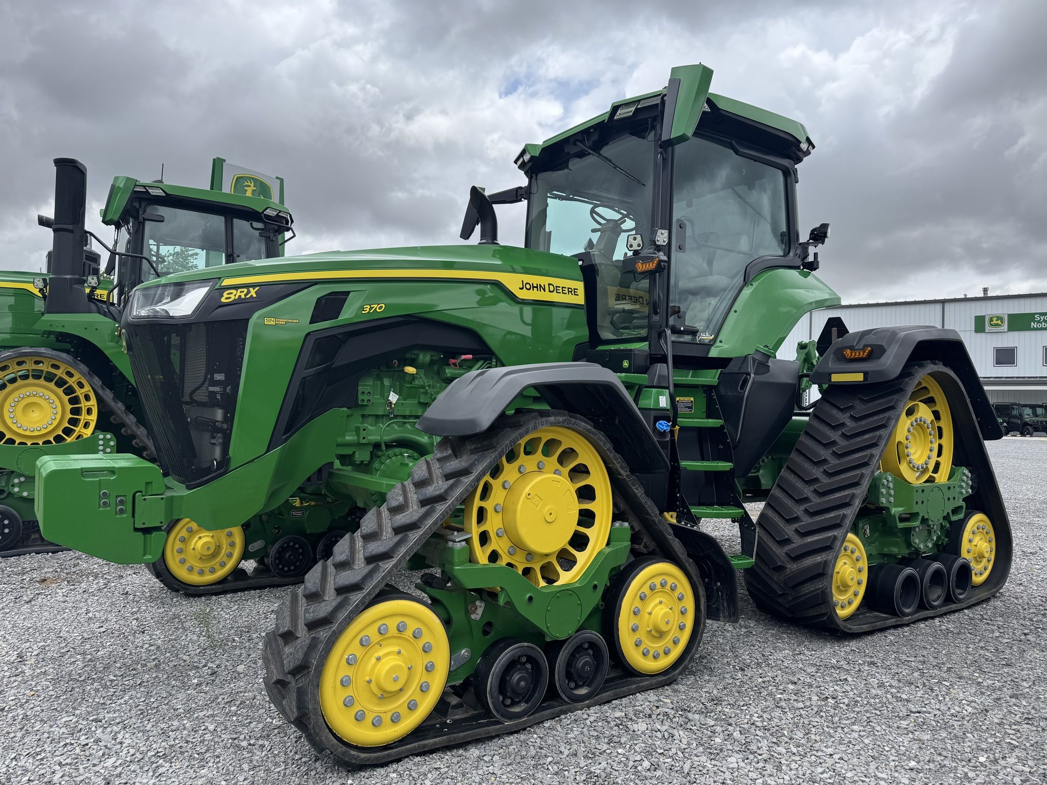 2024 John Deere 8RX 370 Image