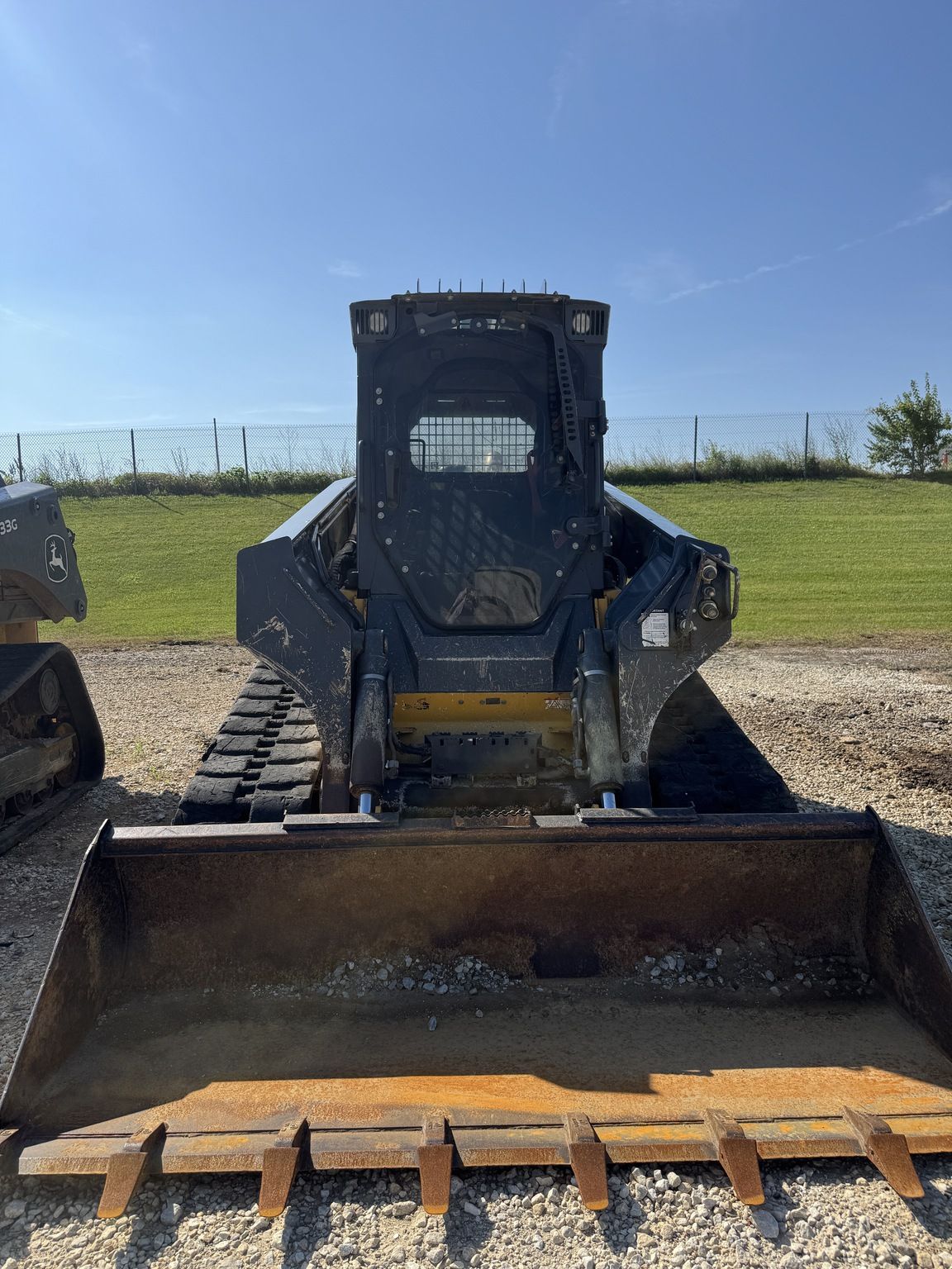 2022 John Deere 333G Image