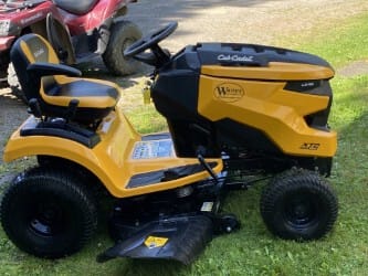 Cub Cadet LX42 KH Image