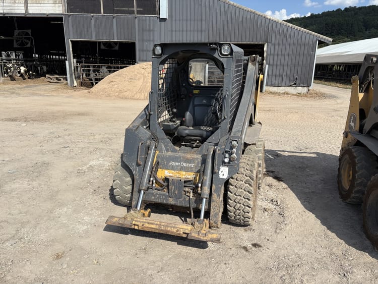 2022 John Deere 318G Image