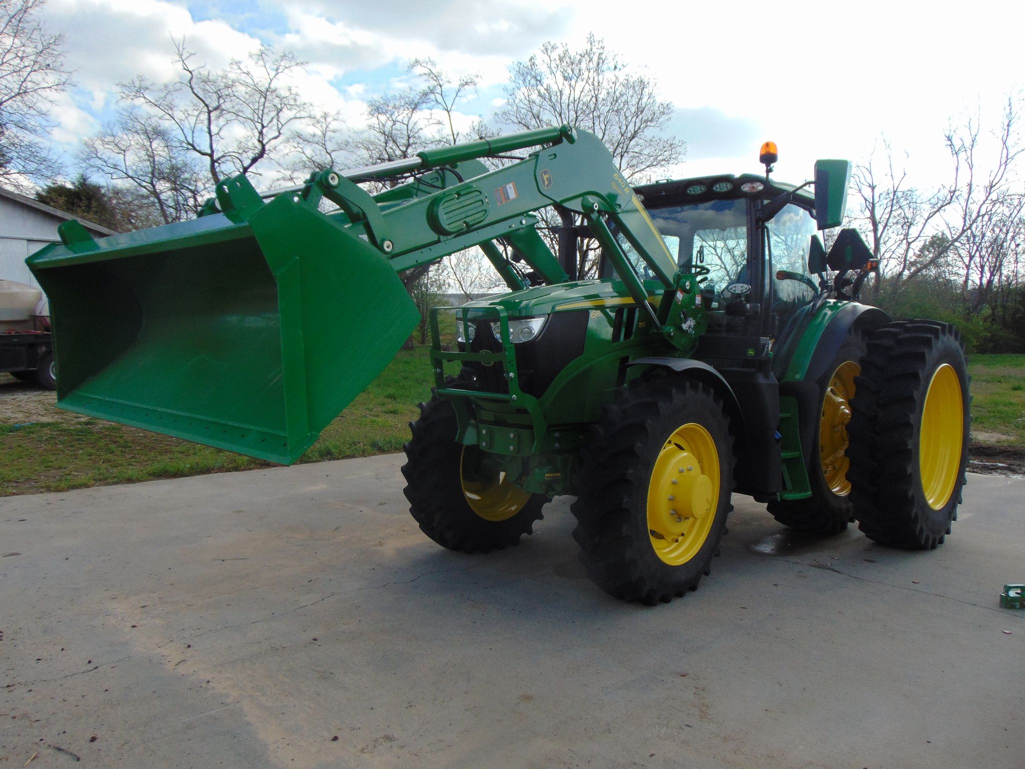 2024 John Deere 6R 155 Image
