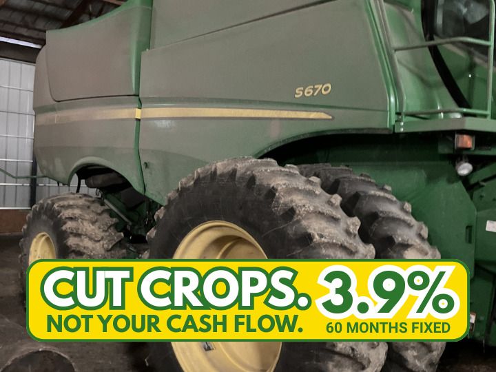 2013 John Deere S670 Image