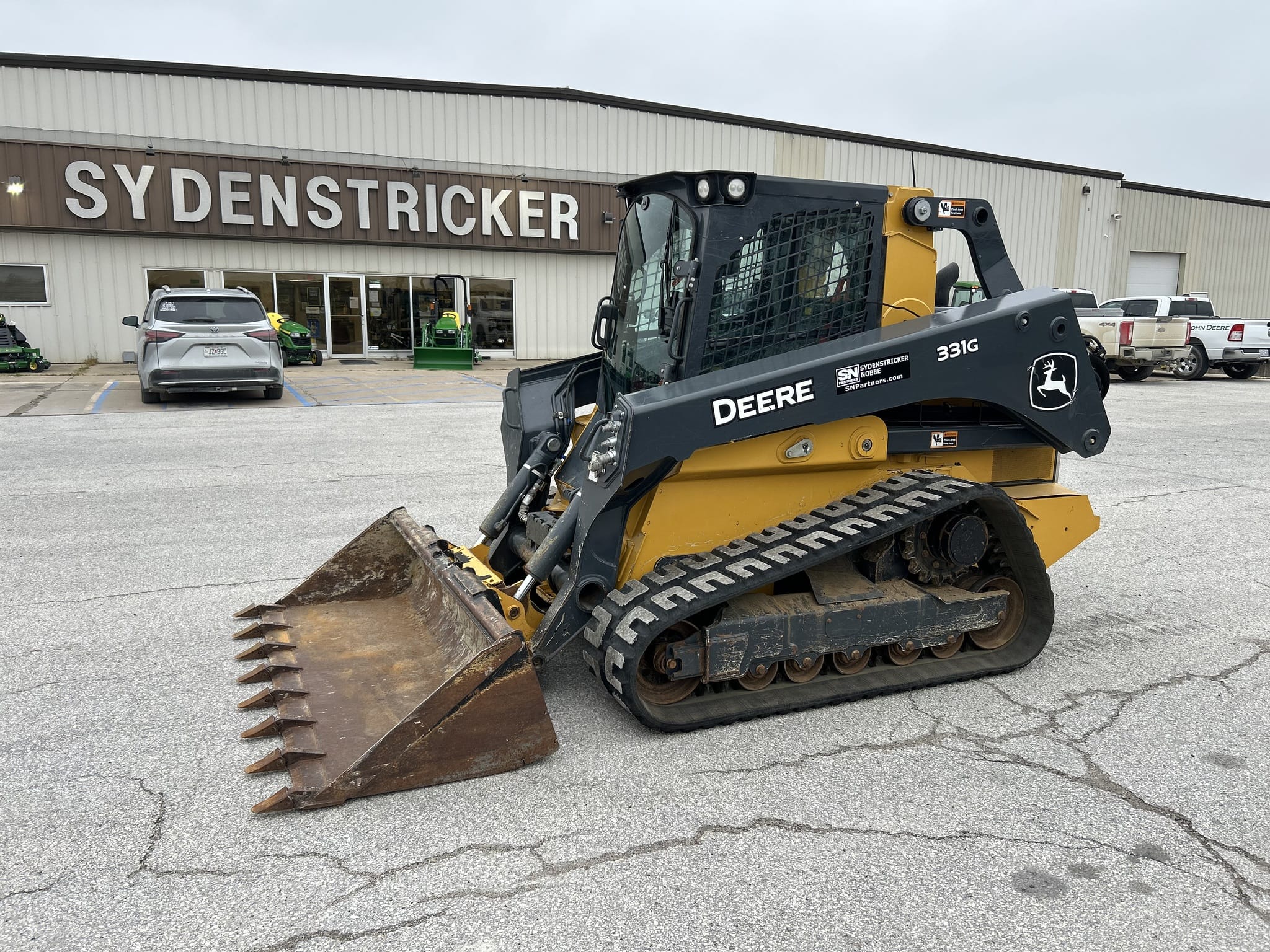 2023 John Deere 331G Image