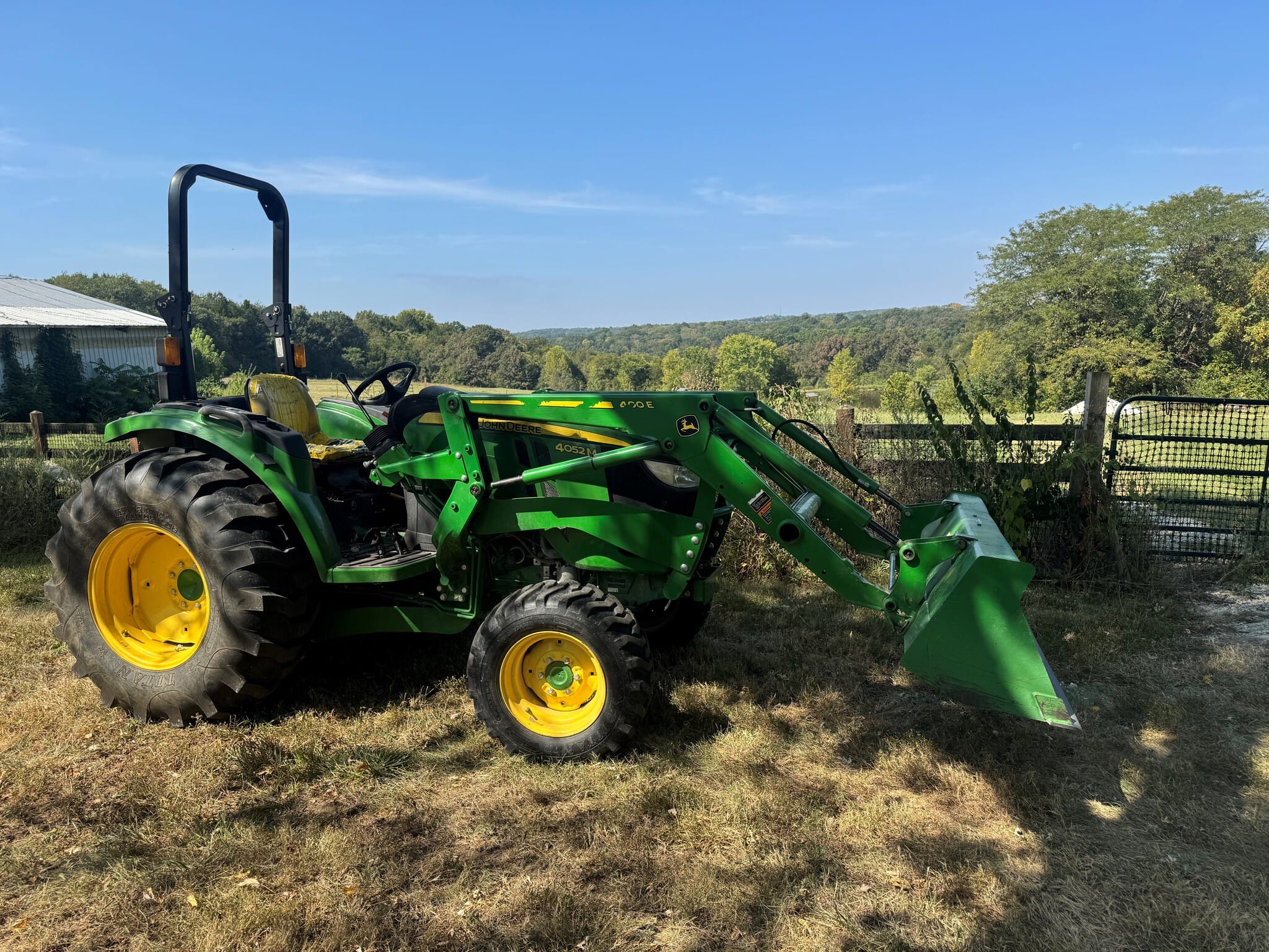 2019 John Deere 4052M Image