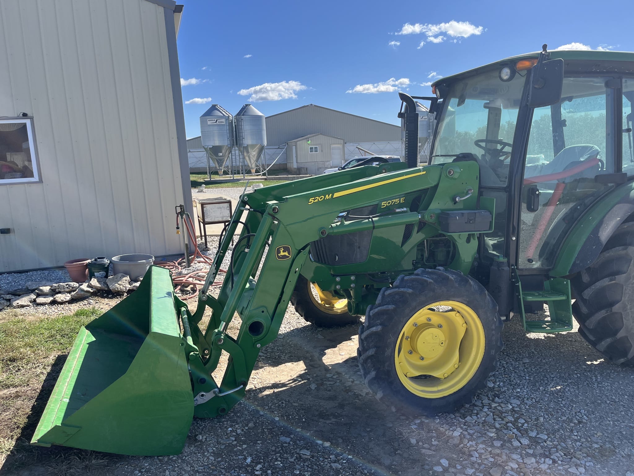 2022 John Deere 5075E Image