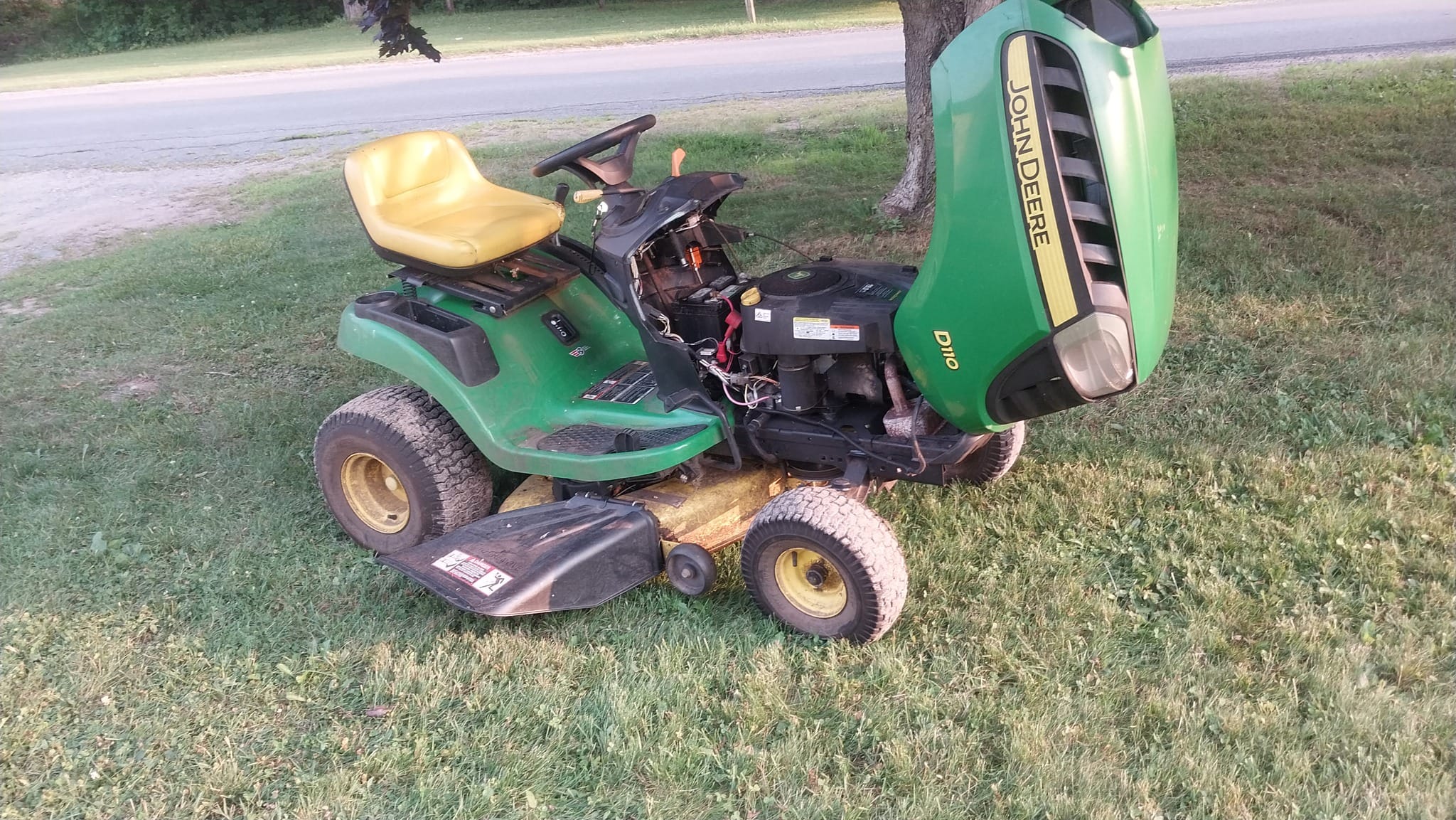 2016 John Deere D110 Image