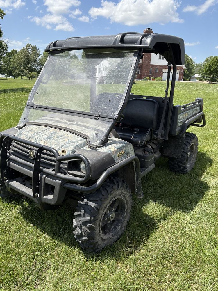 2012 John Deere XUV 825I CAMO Image