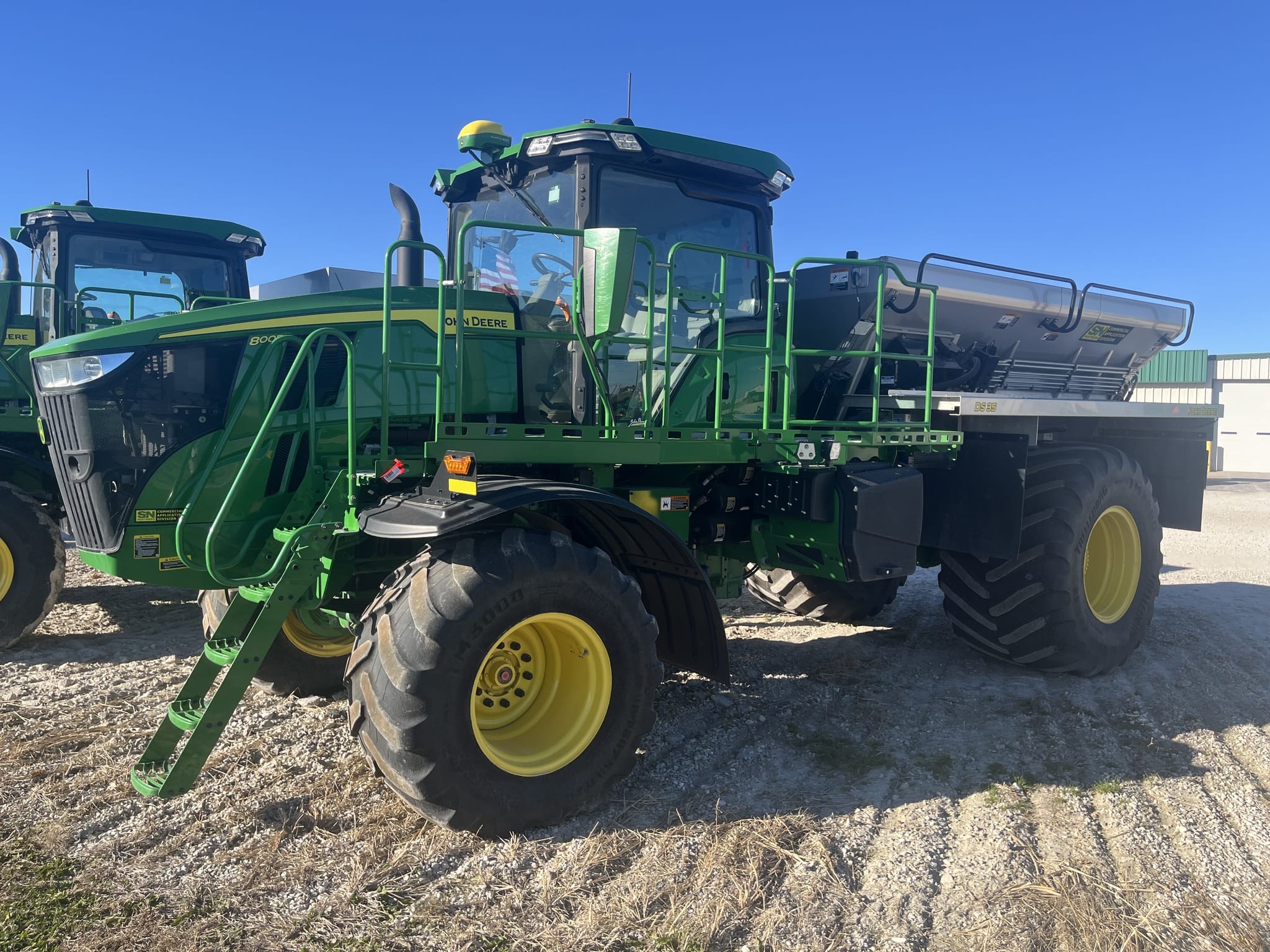 2022 John Deere 800R Image