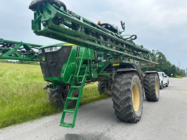 2021 John Deere R4044 Image