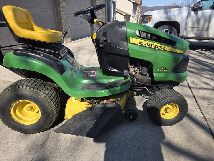 2006 John Deere 115 Image