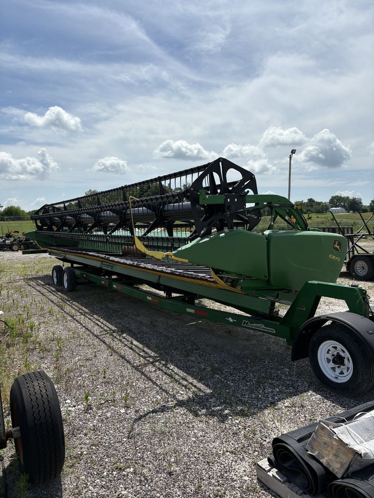 2013 John Deere 635FD Image