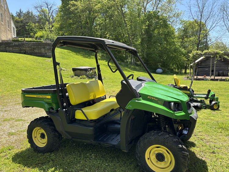 2012 John Deere XUV 550 Image