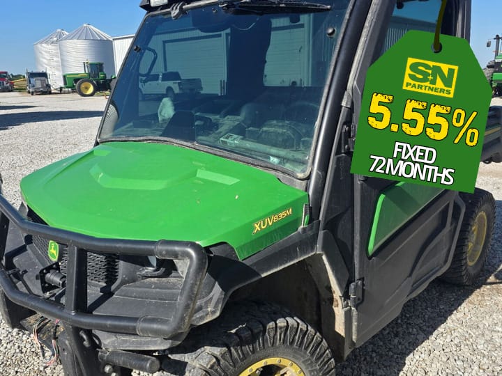 2023 John Deere XUV 835M Image