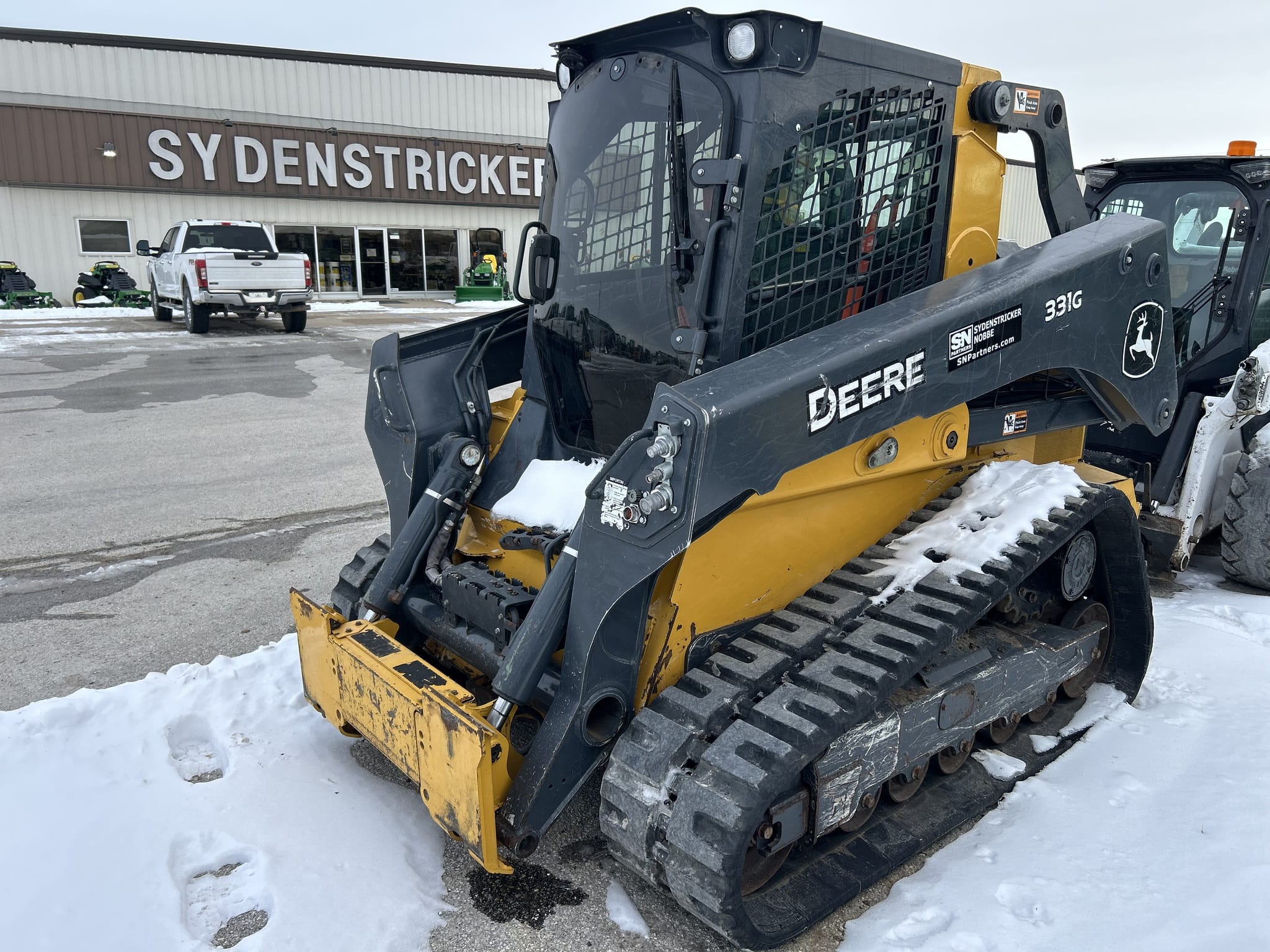 2023 John Deere 331G Image