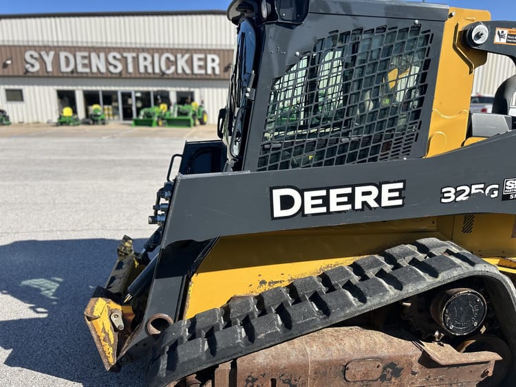 2019 John Deere 325G Image