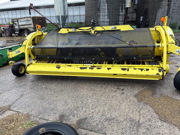 2011 John Deere 640C Image