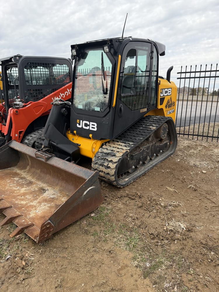 2022 JCB 270T Image
