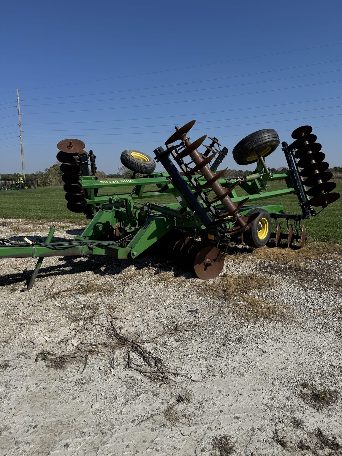 1989 John Deere 630 Image