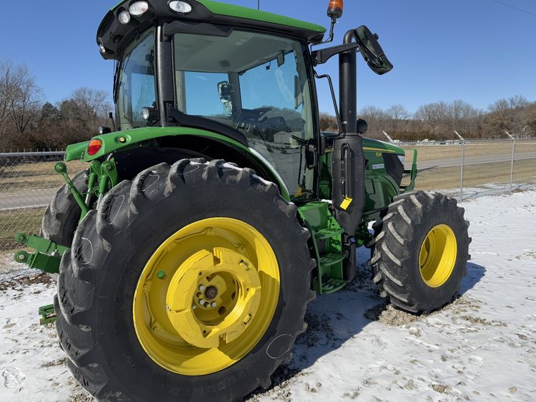 2024 John Deere 6R 130 Image
