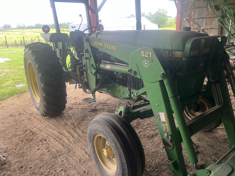 1990 John Deere 2355 Image