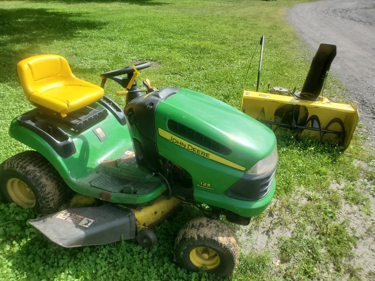 2006 John Deere 125 Image