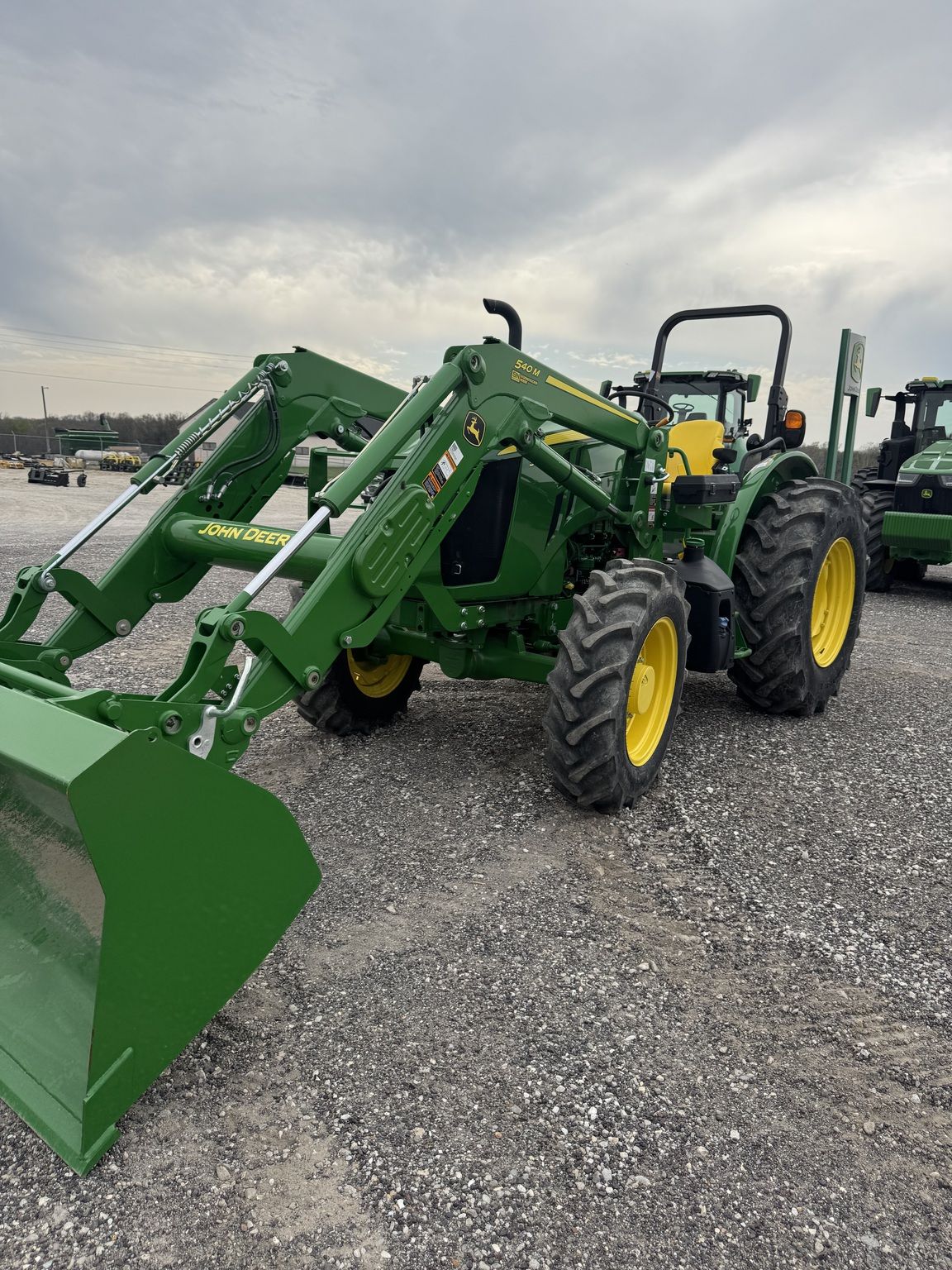 2023 John Deere 5090E Image
