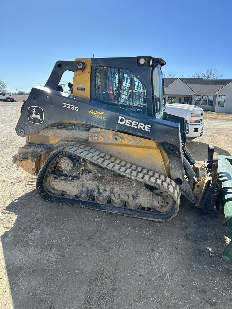 2023 John Deere 333G Image