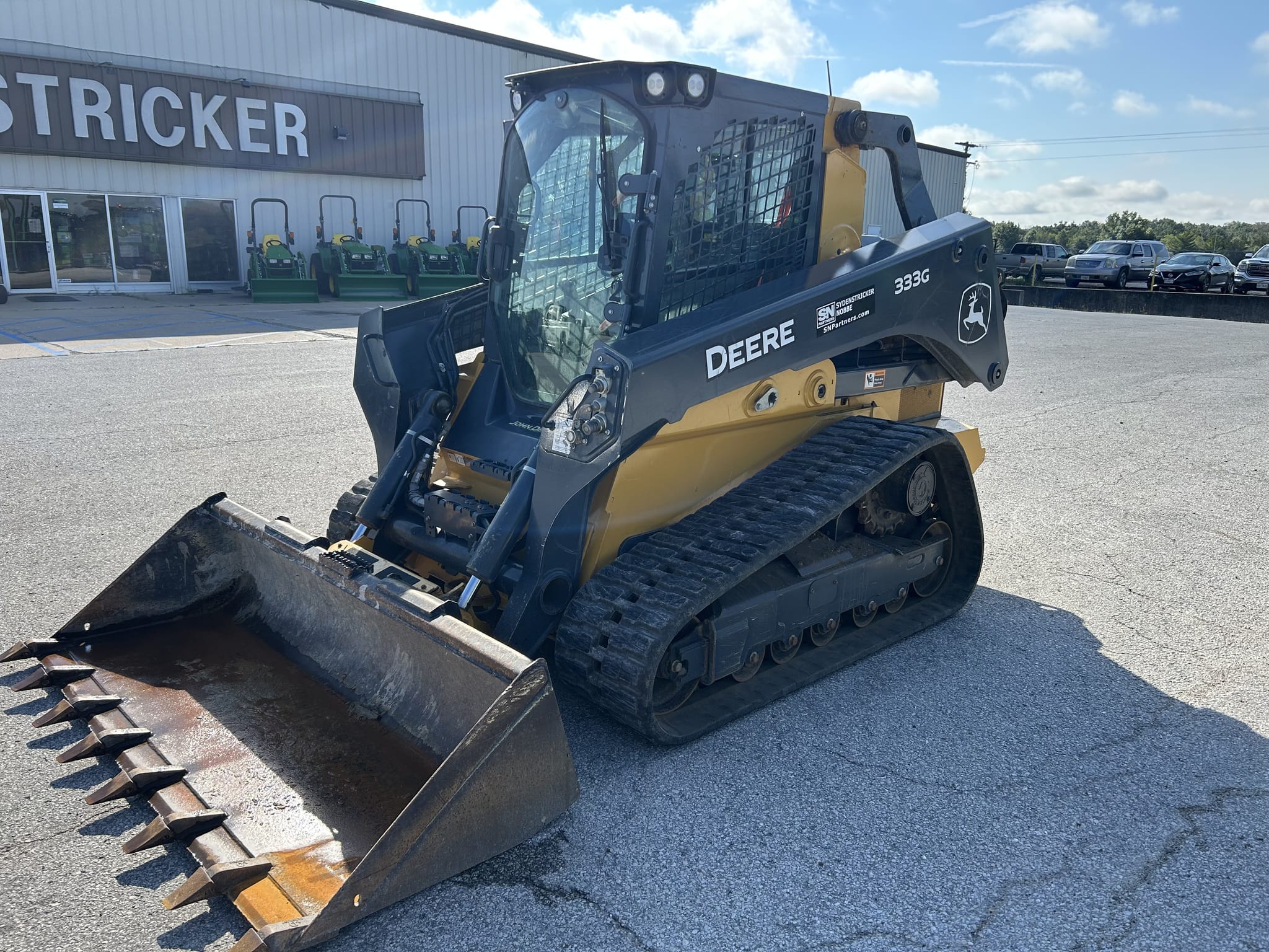 2023 John Deere 333G Image