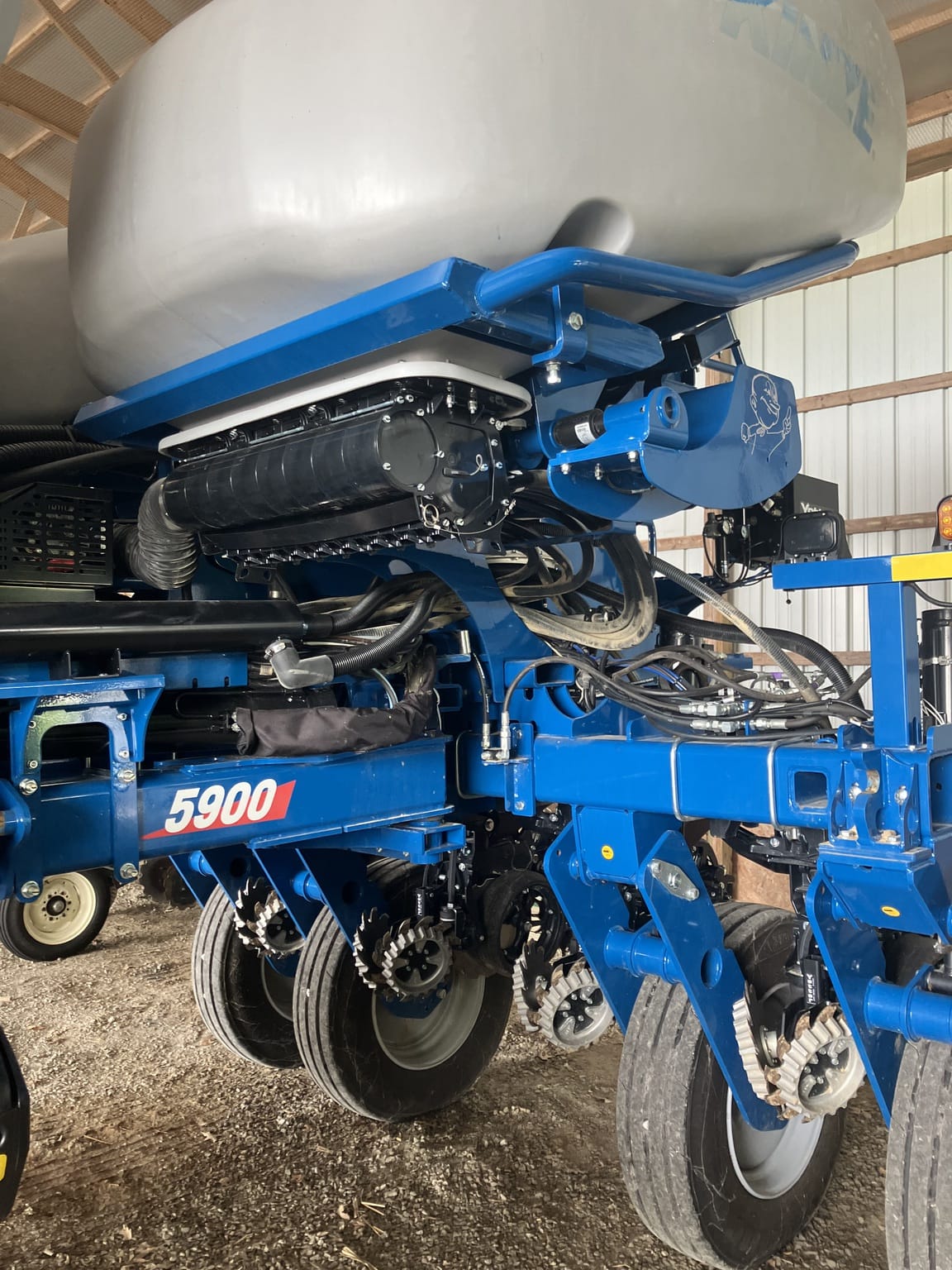 2024 Kinze 5900 Image