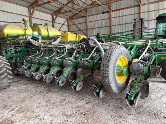 2018 John Deere 1775NT Image