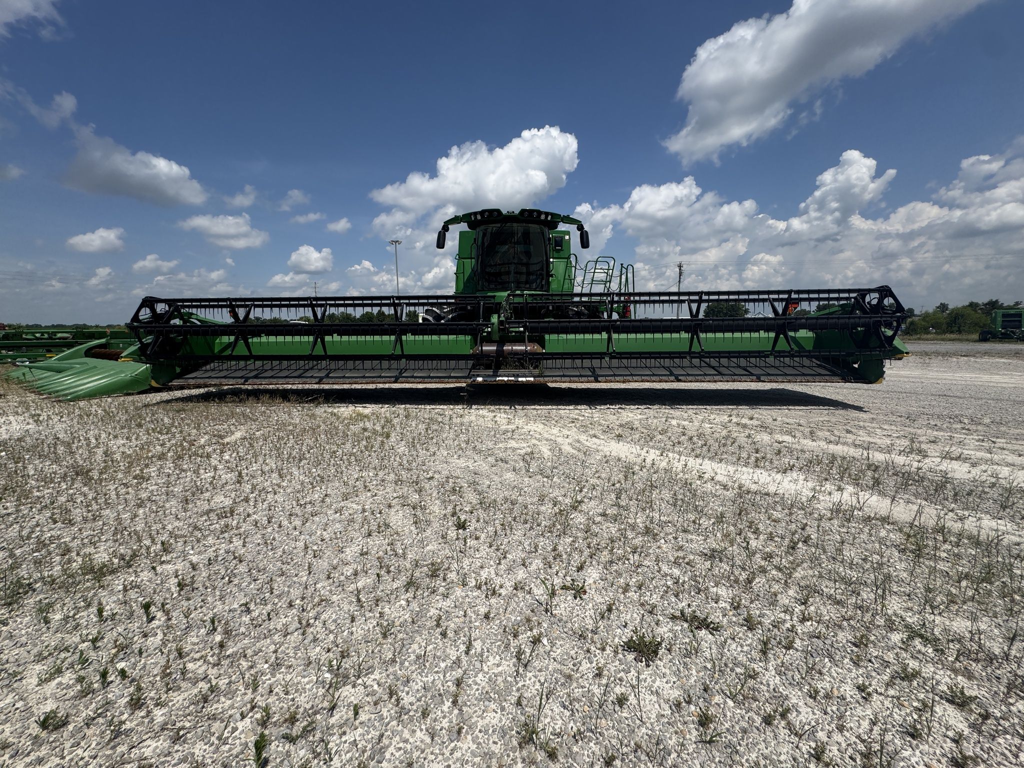 2013 John Deere 640FD Image