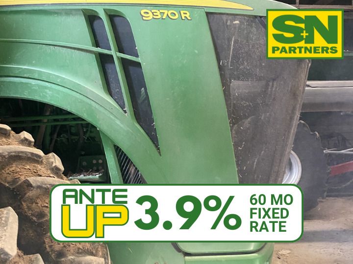 2016 John Deere 9370R Image