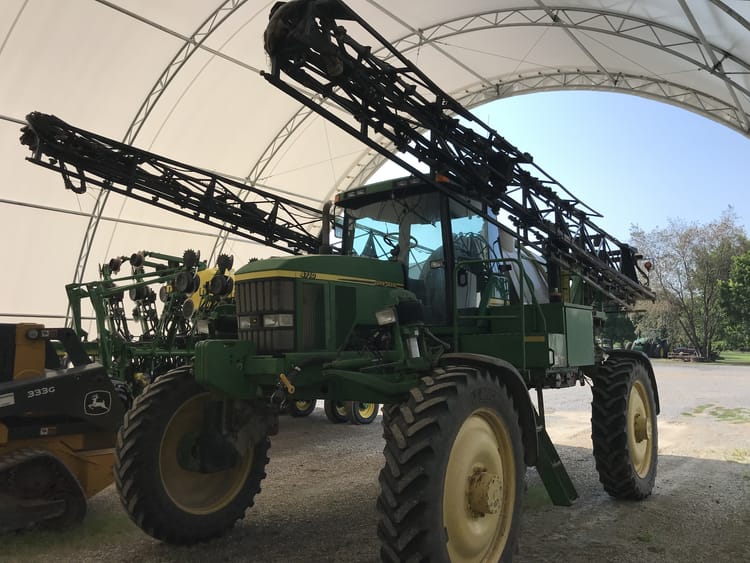 2001 John Deere 4710 Image