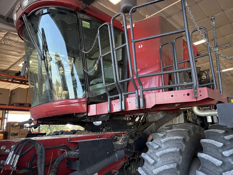 2008 Case IH 7010 Image
