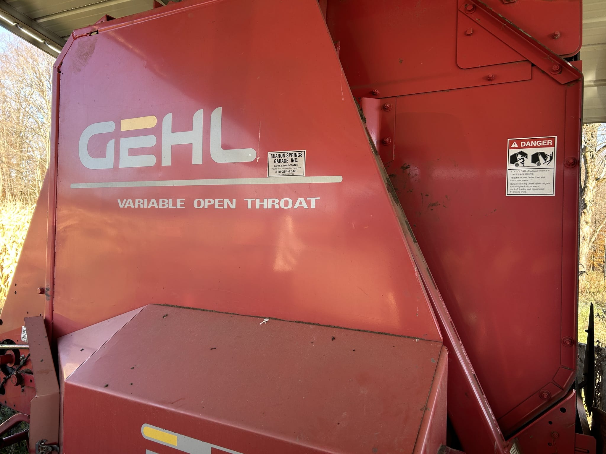 2004 Gehl 2480 Image