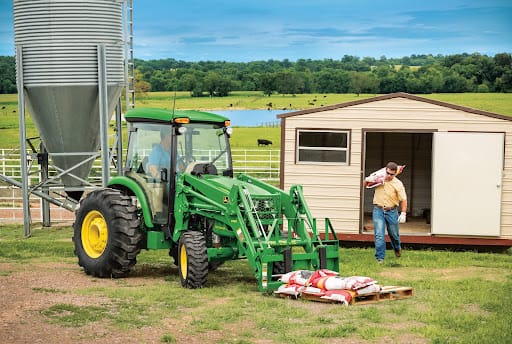 small farms john deere compact tractor